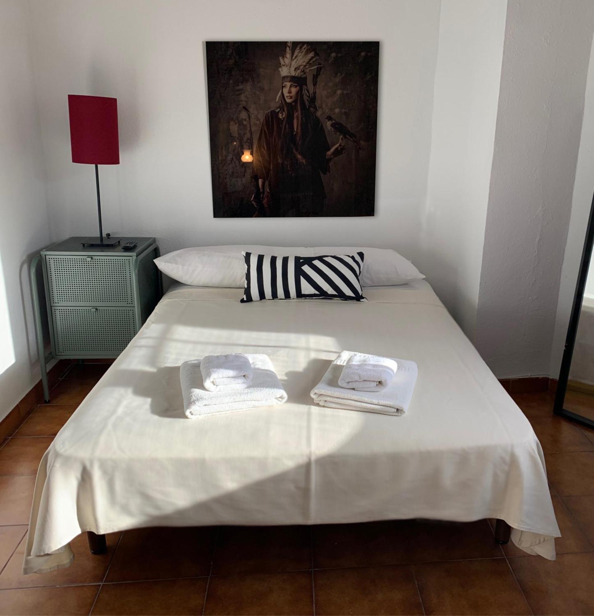 Hotel Y Restaurante Puerta De Aranda 阿兰达德杜洛 外观 照片